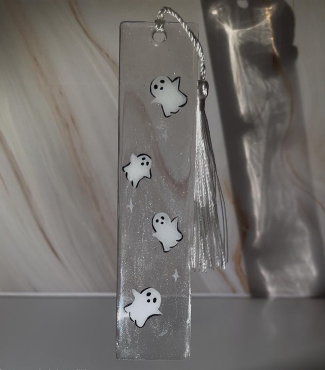 Marque page fantôme